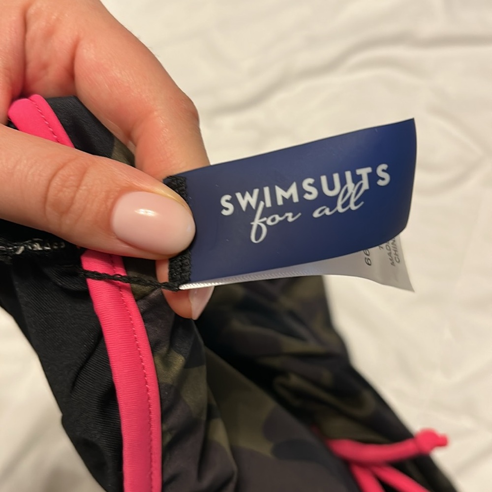 NWT SWIM - Picture 2 of 3